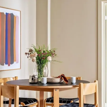 Magnificent Modern — Gamle Oslo/ Bjorvika * Oslo