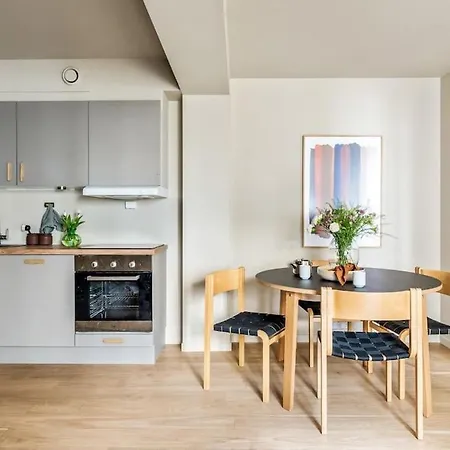 Magnificent Modern — Gamle Oslo/ Bjorvika Oslo